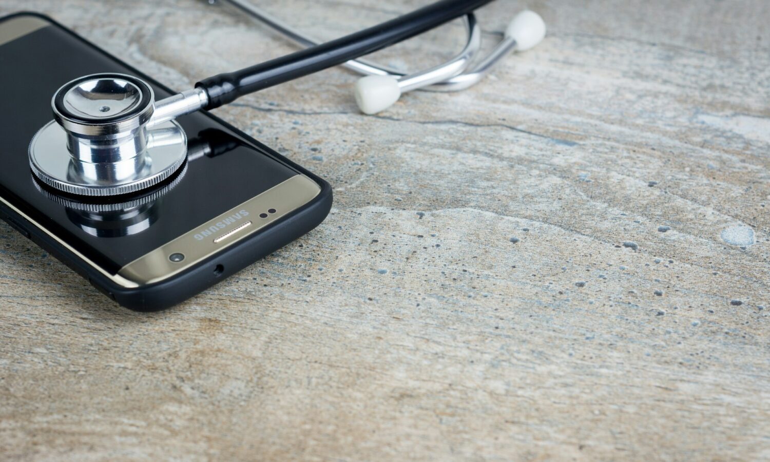 Bermix studio l8u Cym HXI g unsplash 1